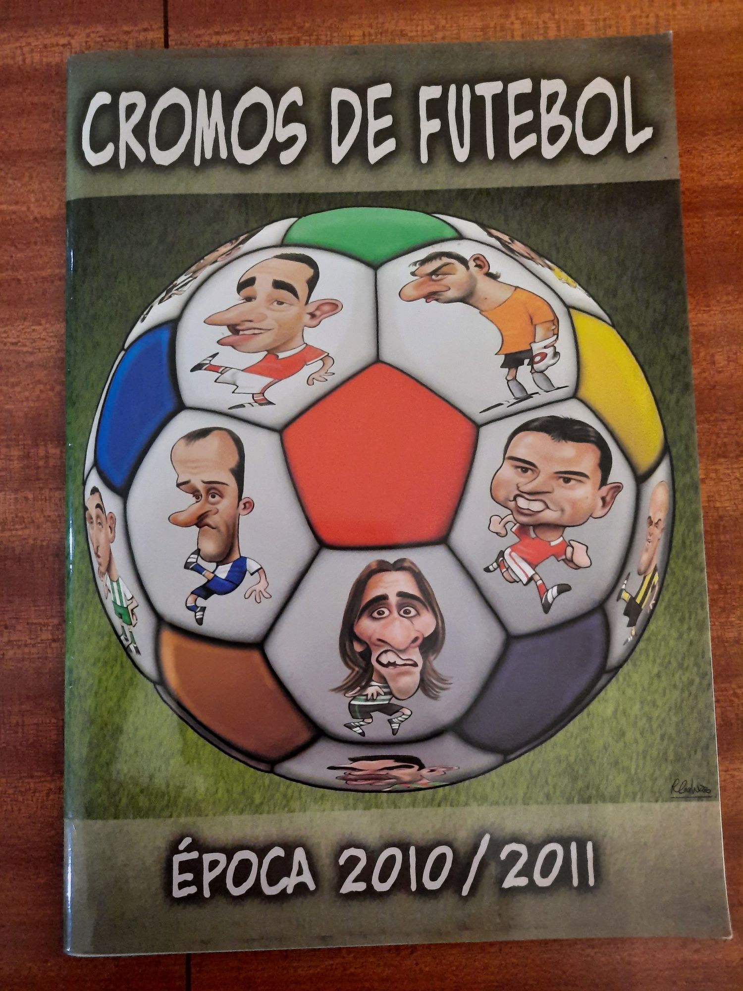 Lote 26 cadernetas de cromos Nacional Futebol da Panini +1 de OFERTA