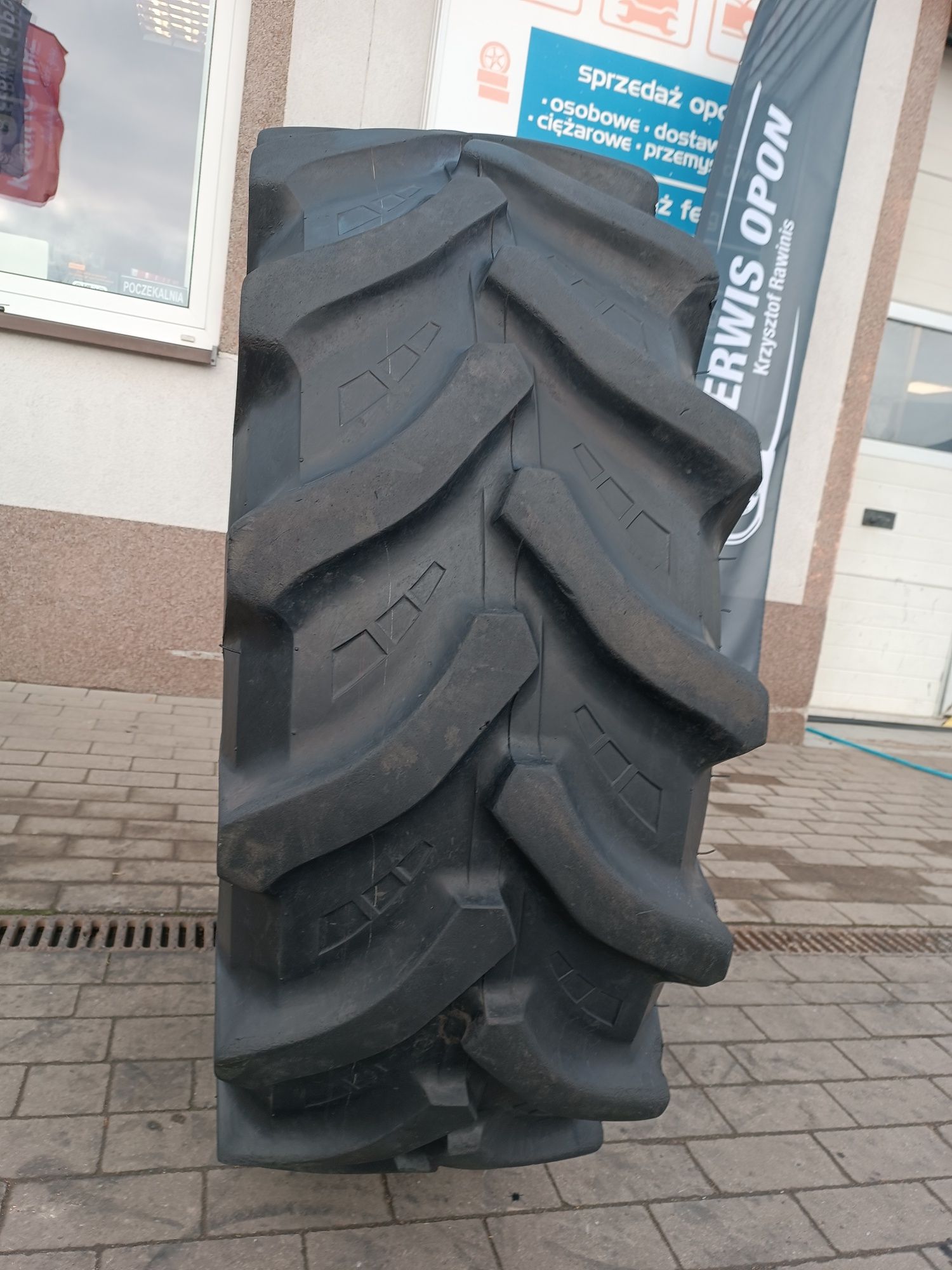420/70R24 Petlas  TA-110 opona rolnicza  14.9R24