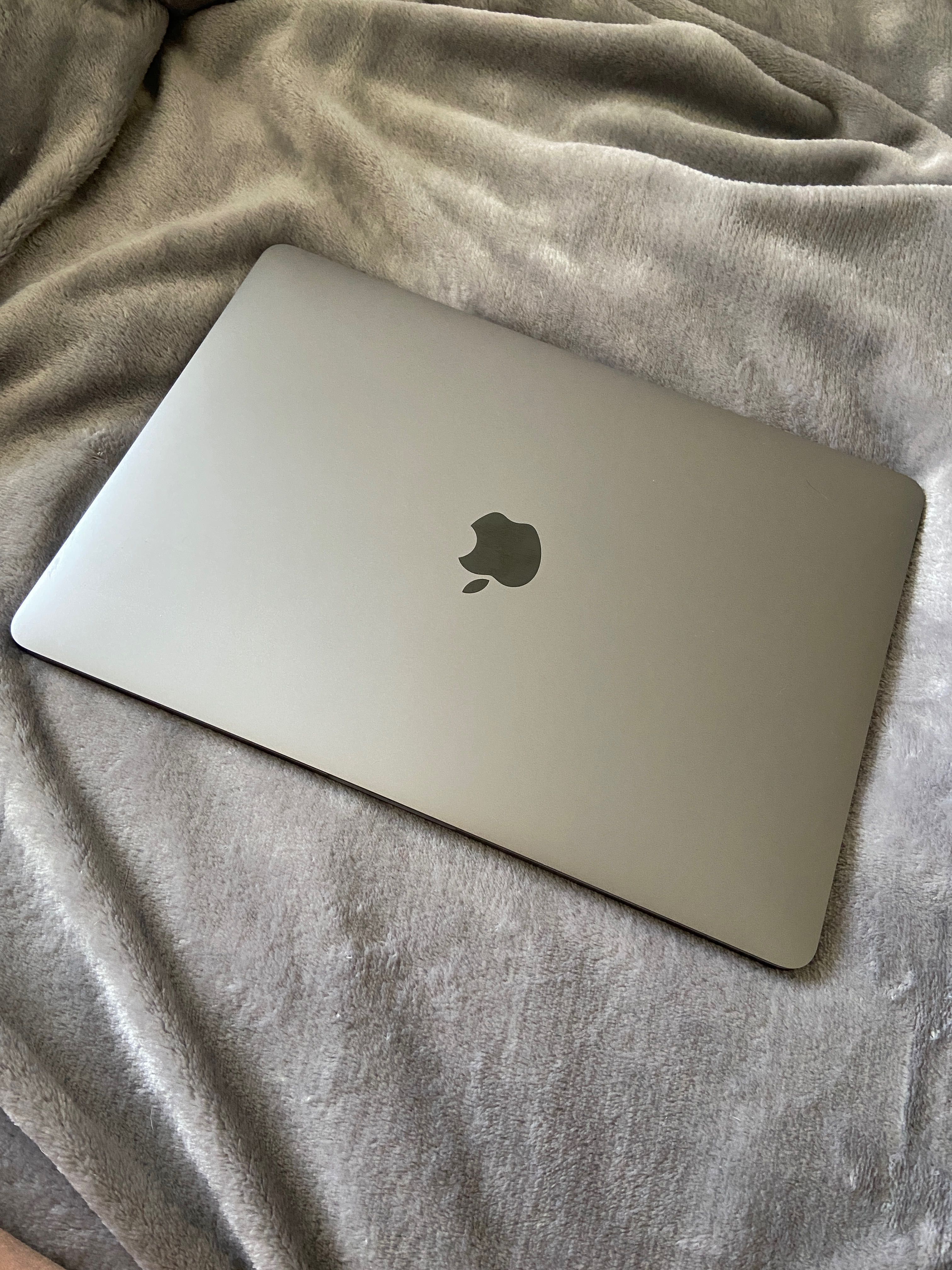 Ноутбук Apple MacBook Pro 13" A2289 Retina 256GB 2020 Space Gray