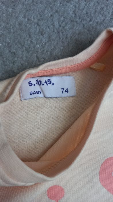 Śliczny dresik dla dziewczynki rozm 74 5.10.15 Jak NOWY