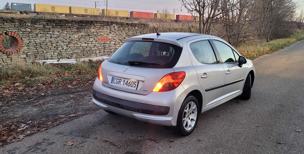 Peugeot 207 - 1.6 HDI / 2007r