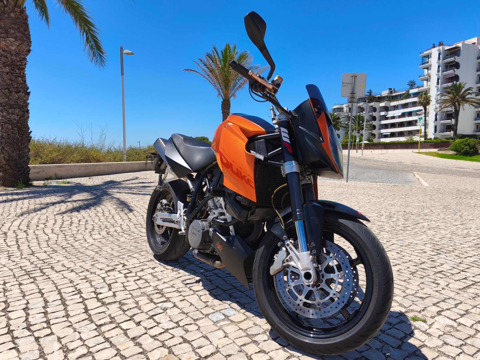 KTM Super Duke 990