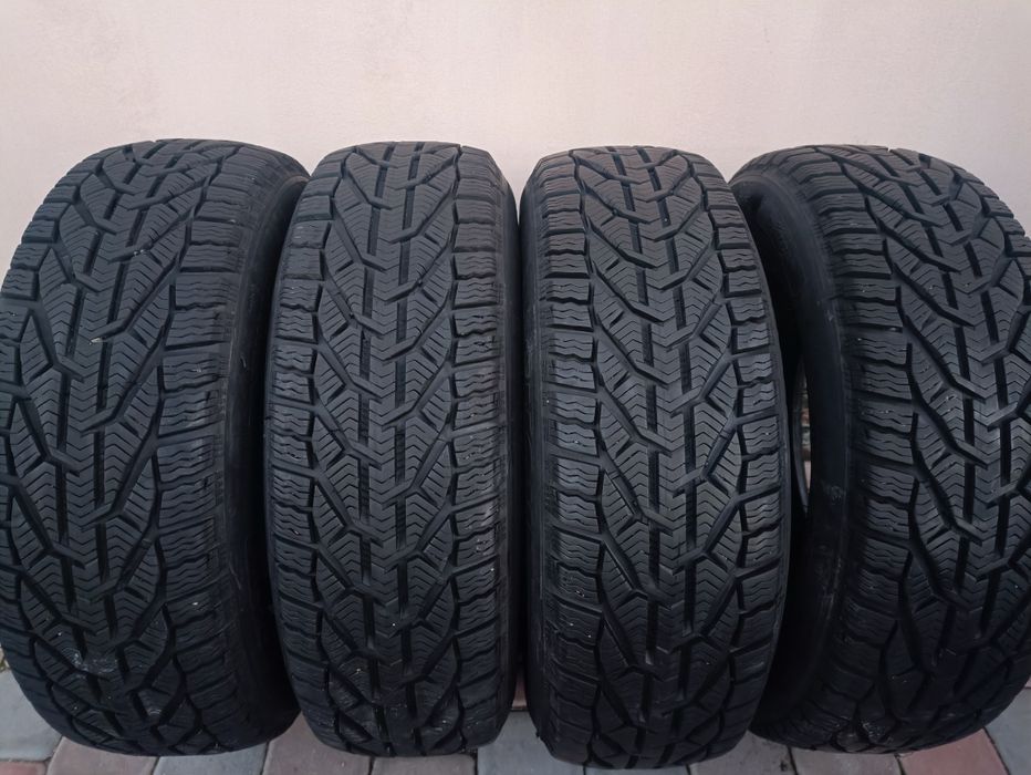 Зимова гума 195/65 R15 комплект шин резини