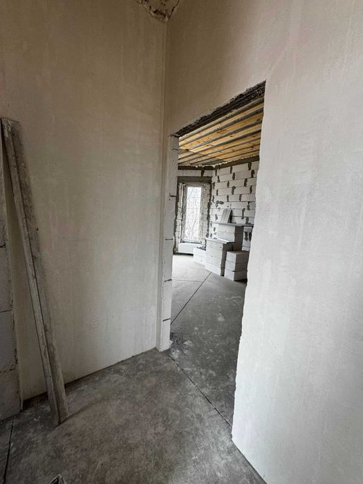 Черемушки Новый двухэтажный дом  начат ремонт