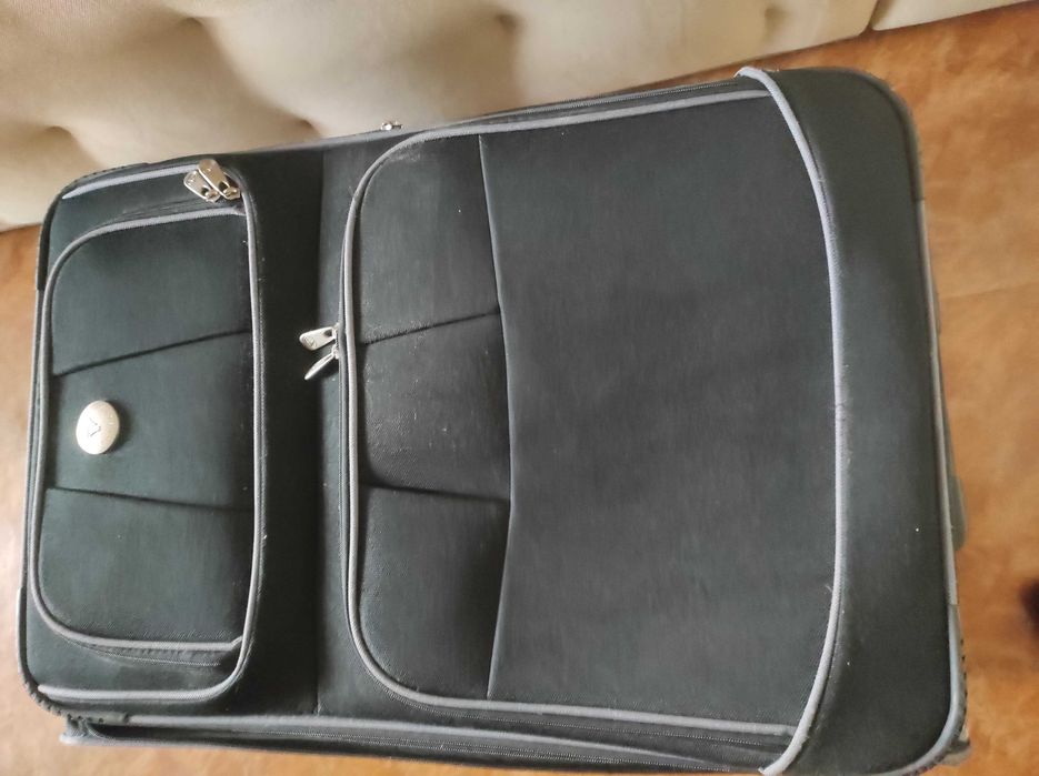 Валіза  68x44x28