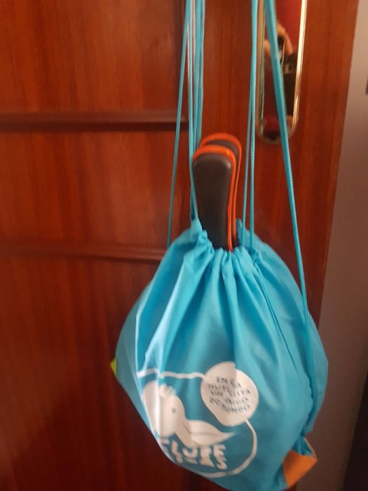 Por estrear Raquetes e bola de praia