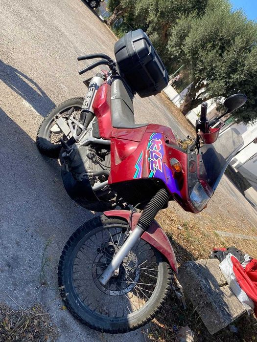 Vendo mota Kawasaki KLE 500