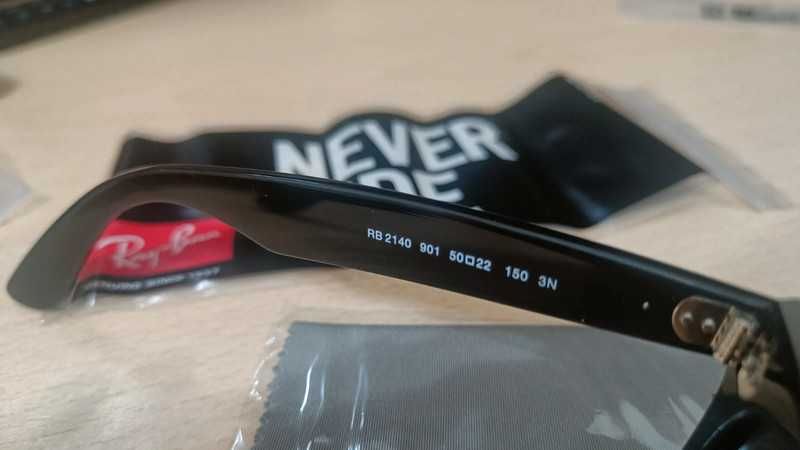 Legendary Ray-Ban Wayfarer 2140 - Czarna Oprawa/Zielone Szkła-Idealny