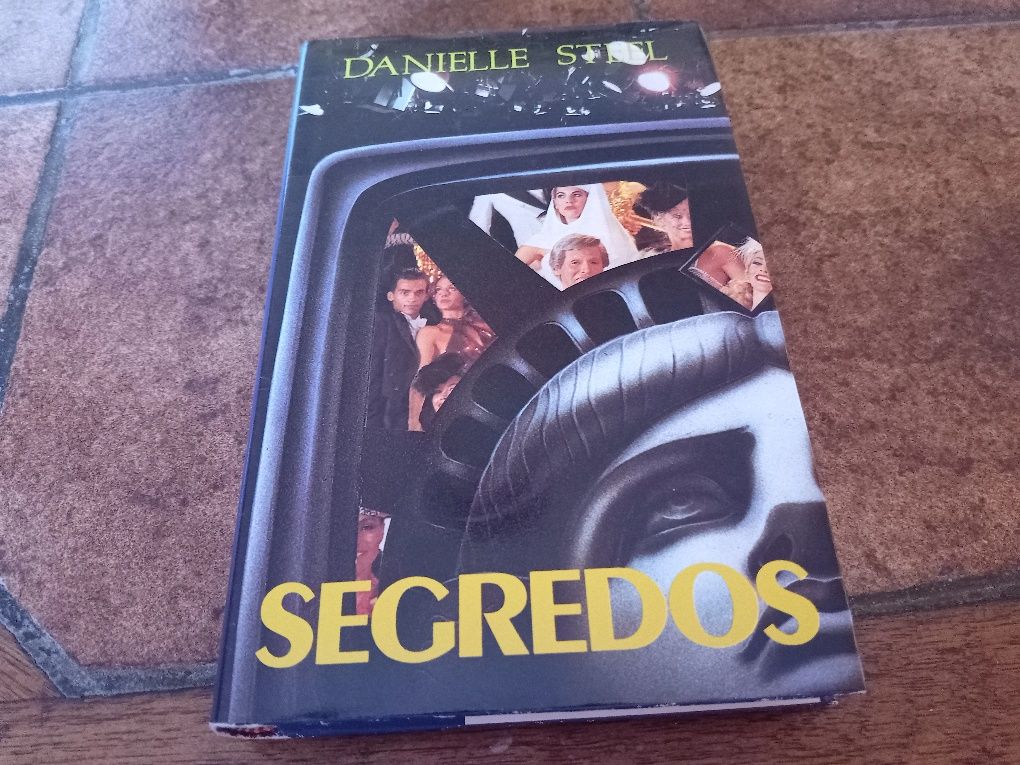 Danielle steel +nicholas sparks +Charles portis +Vasco cortese