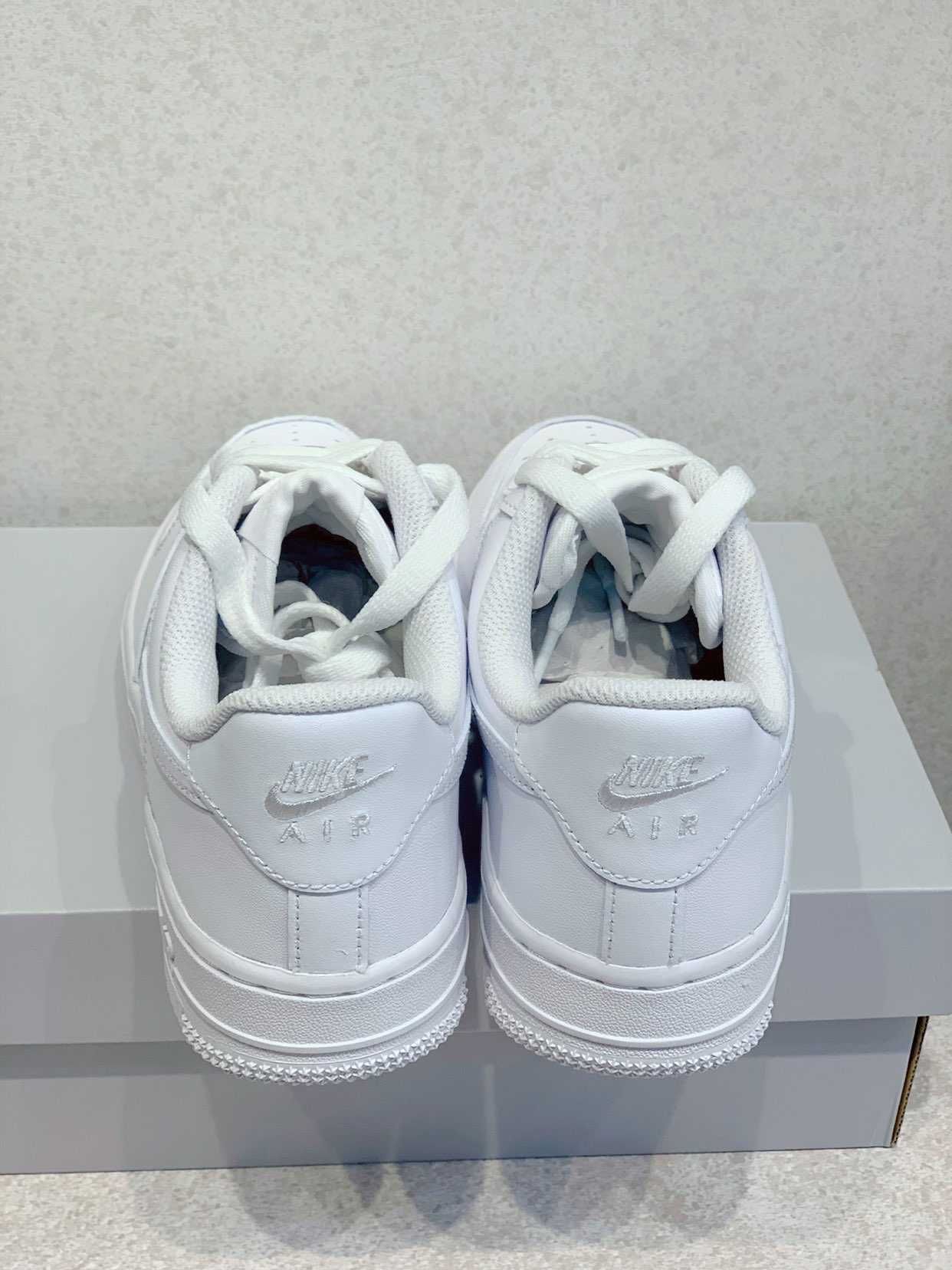 ButyDamskie NikeAirForce1White Trampki Low'07 Roz.38