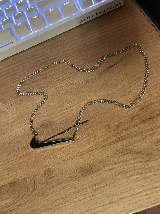 ІДЕАЛЬНИЙ ПОДАРУНОК - підвіска nike | Розріб, опт