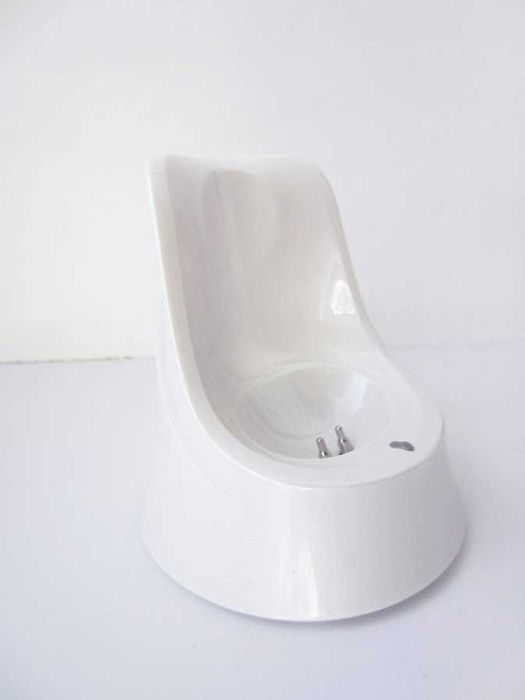 Апарат для обличчя мікротоки, електропорація, мезопорация, RF, LED