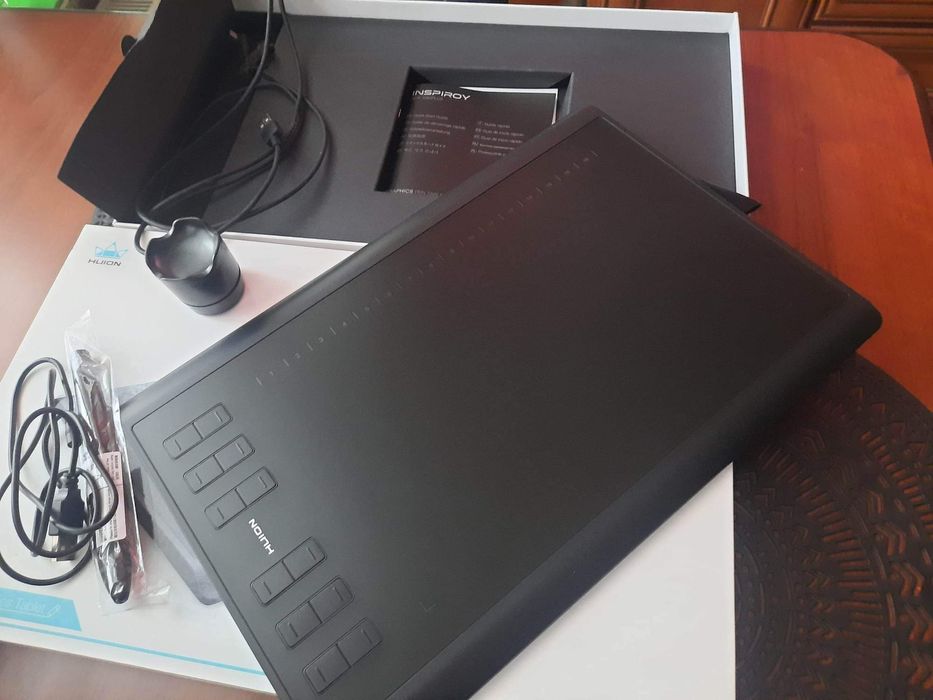 Profesjonalny tablet graficzny HUION 1060 PLUS