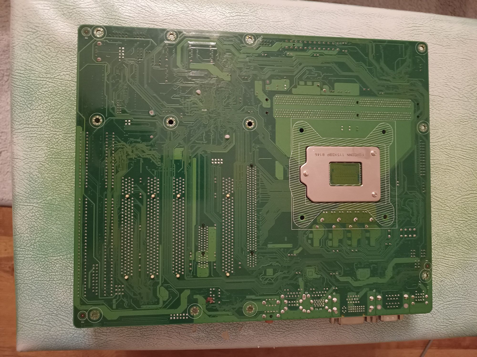 Płyta głowna z 2 portami ISA HD620-H81D