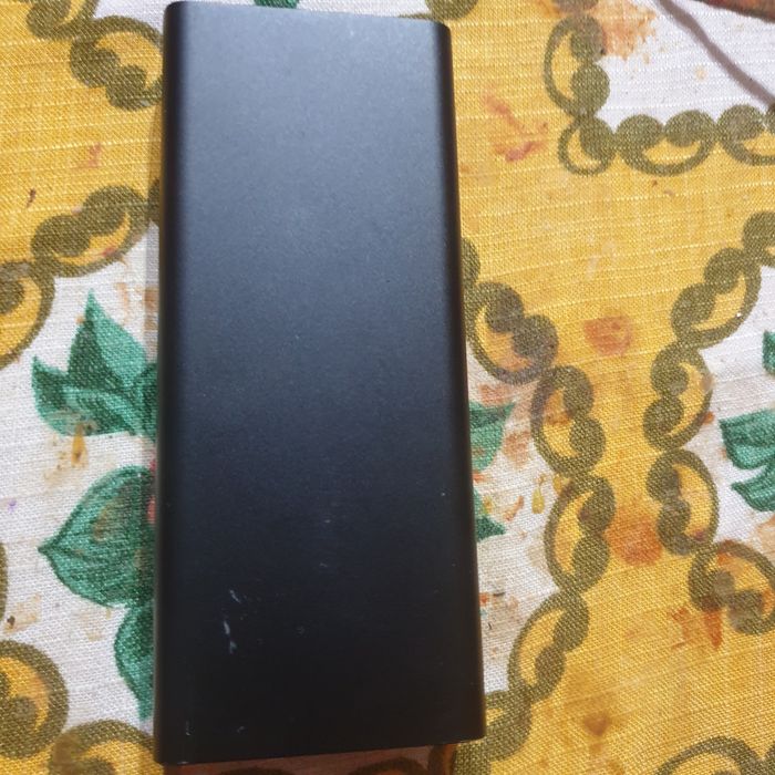Powerbank  Baseus czytać opis