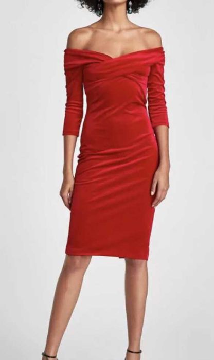 Vestido Veludo Vermelho [Zara]