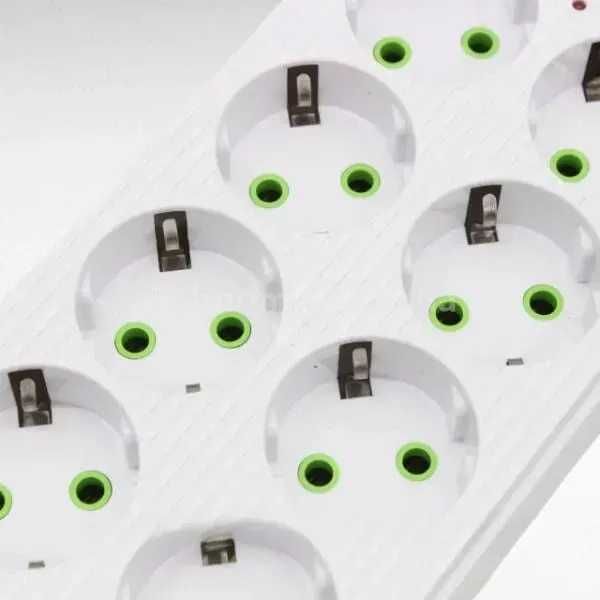 Удлинитель на 8 розеток и 4 USB сетевой фильтр переноска 3м, есть опт