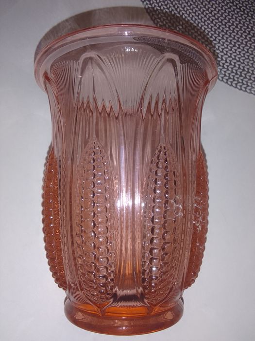 Jarra rosa velho vidro