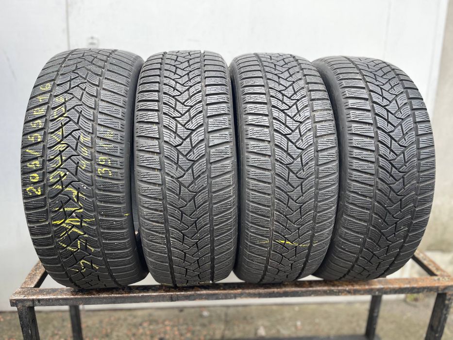 Шини 205/55 r16 Dunlop стан нових