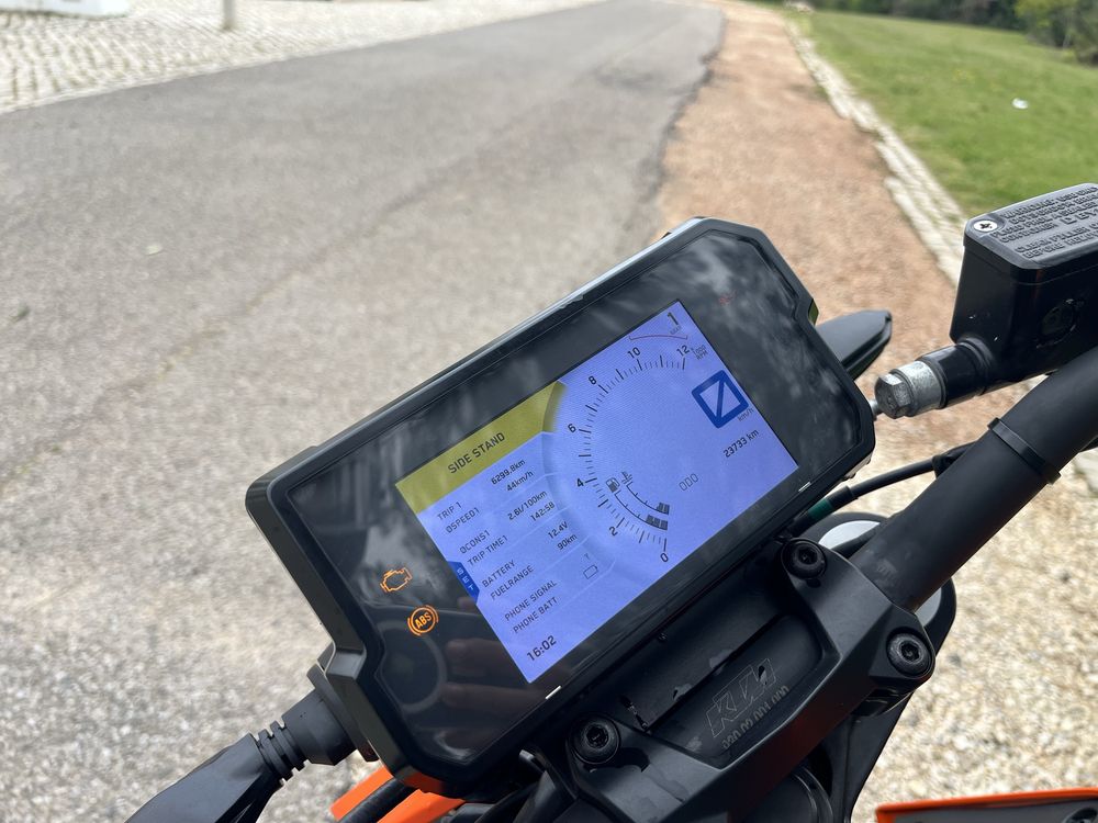 KTM Duke 125 - Laranja