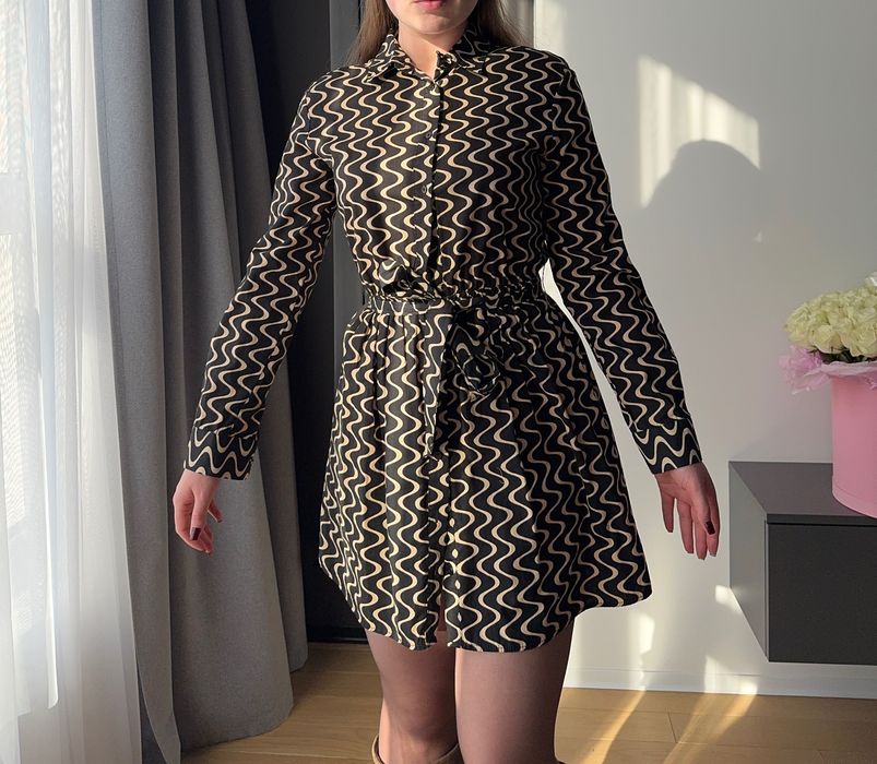 Плаття Stradivarius