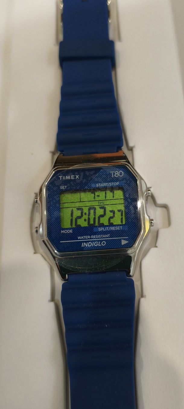 Годинник Timex T80
