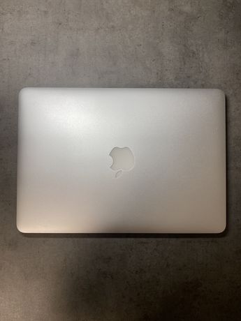 Продам MacBook Pro 13 Retina 2015 (MF840)
