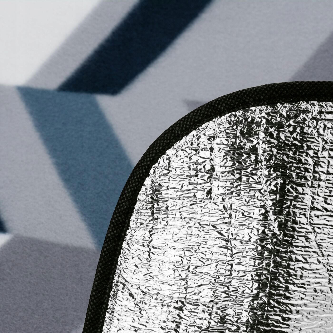 Koc z izolacją Tadar 200 x 200 cm biało-szaro-granatowy