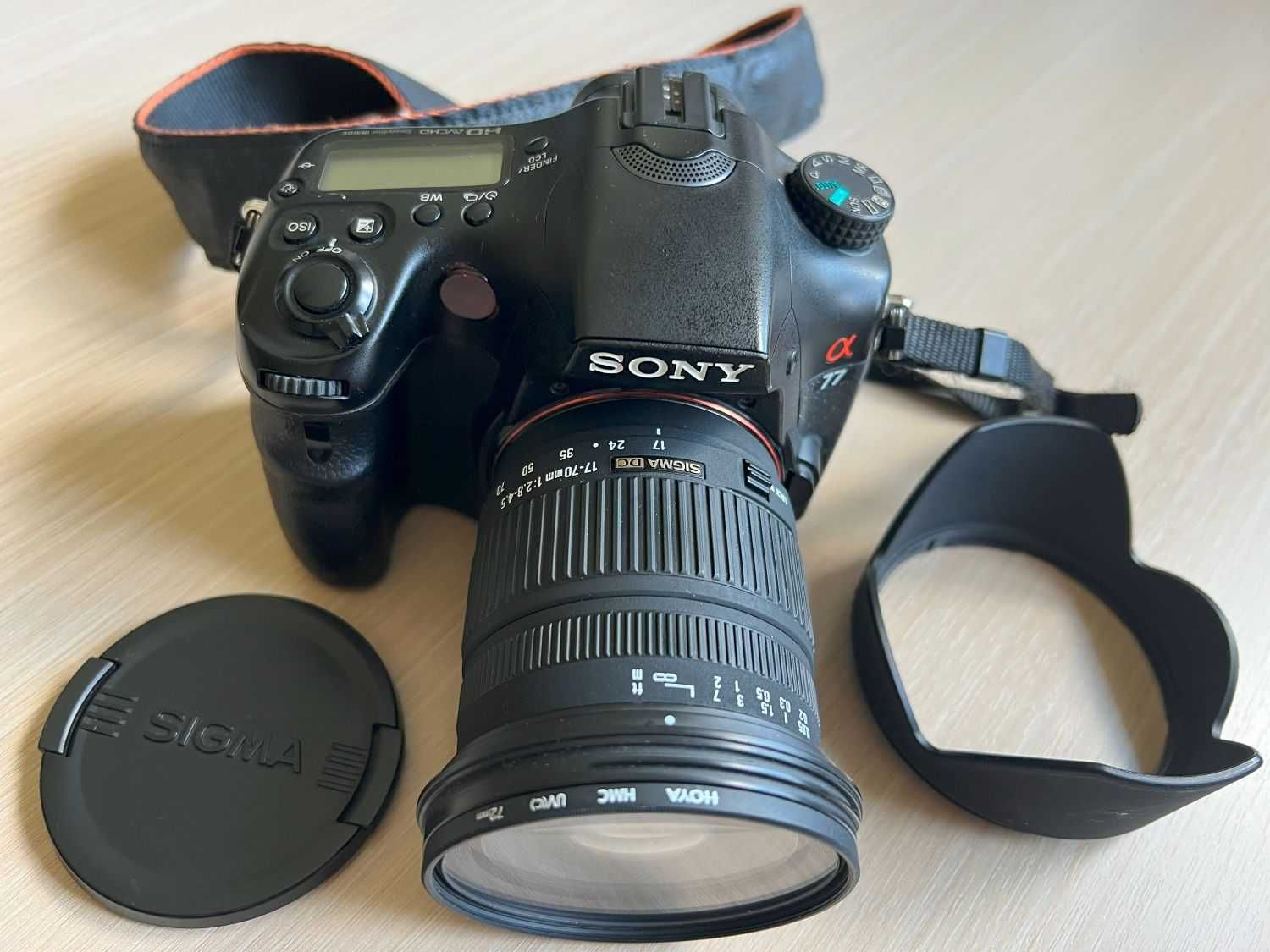 Sony ALPHA SLT-A77 + dwa obiektywy