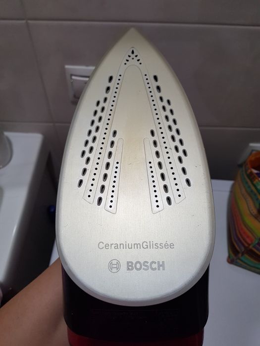 Праска парова Bosch 3500 w