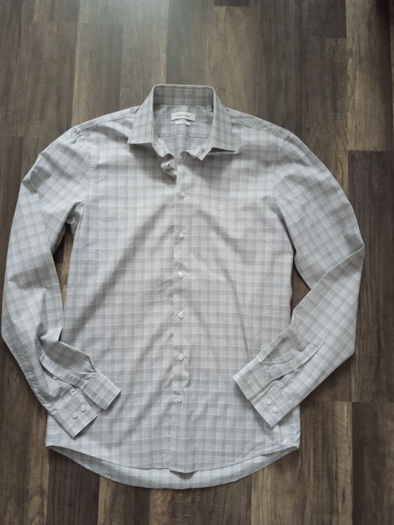 świetna koszula Calvin Klein fitted , super stan