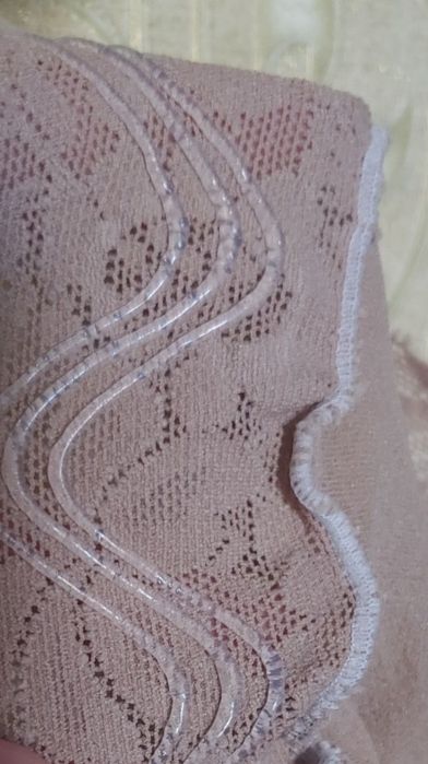 Женские чулки  телесного цвета..