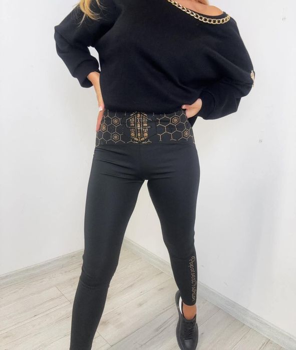 Piękne legginsy z cyrkoniami modele logo paparazzi fashion
