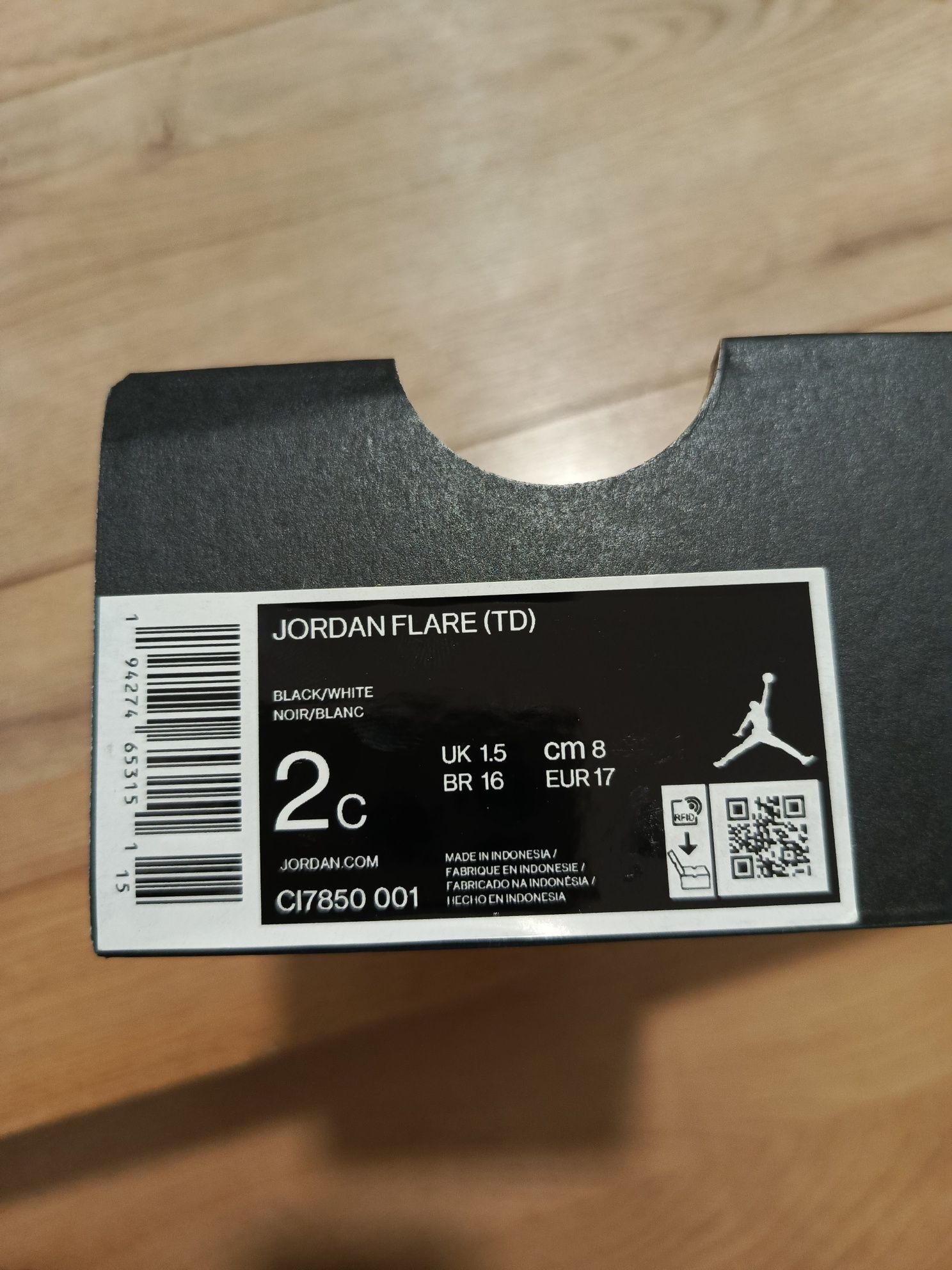 Sandałki niemowlęce Nike Jordan rozm. 17