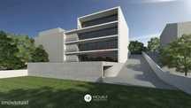 Terreno para construção com 1230 m2 em Candoso S. Tiago, Guimarães