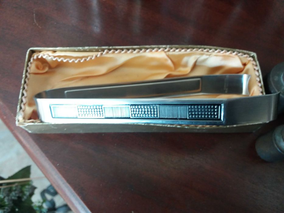 Peça antiga com certificado