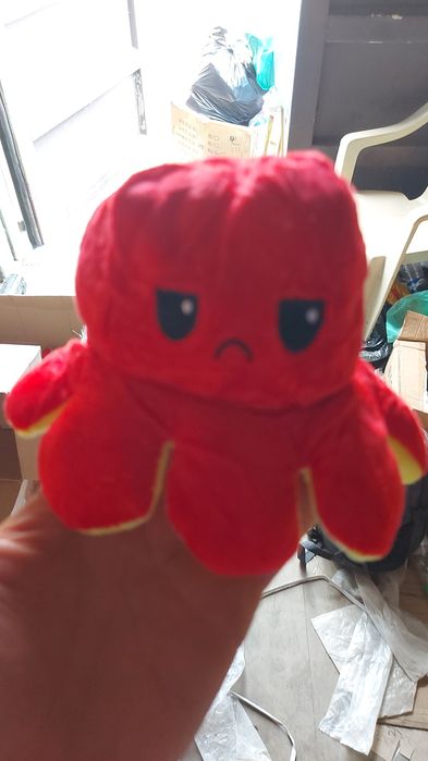 Мягкая игрушка осьминог перевертыш настроение "веселый+грустный" опт