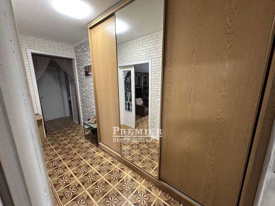 3 комнатная квартира 66 м2  с Ремонтом на Таирова рынок Южный