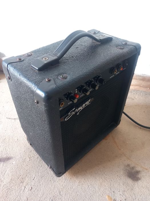 Amplificador guitarra 20W
