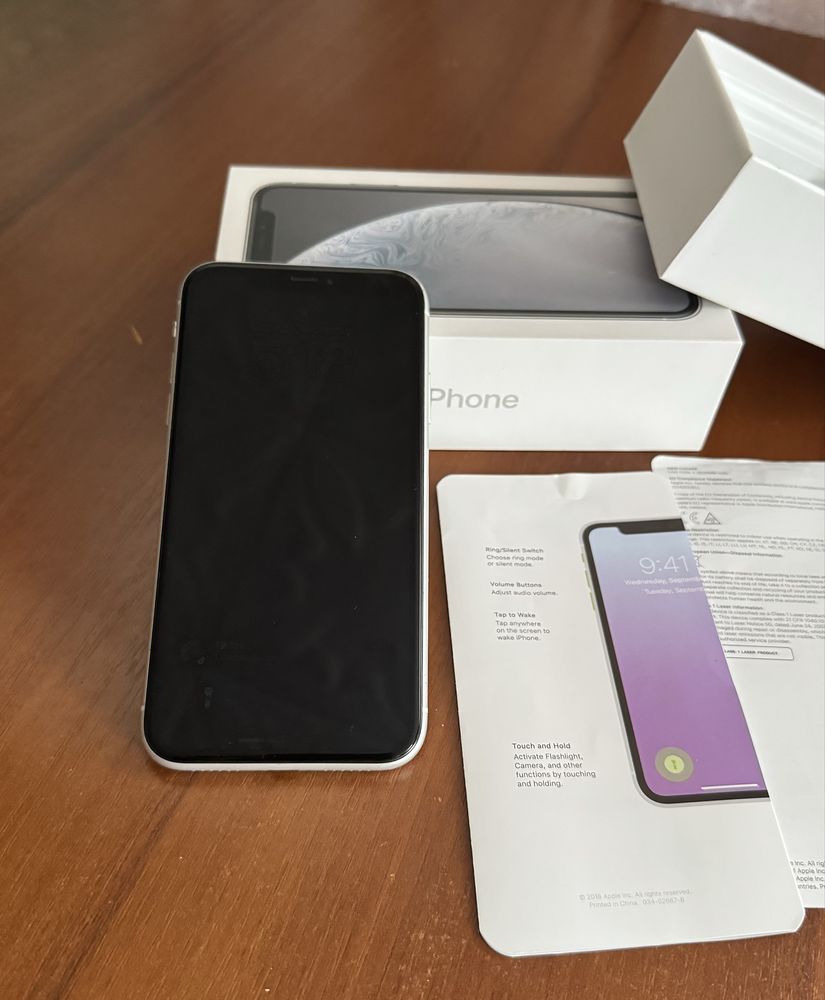 iPhone XR в ідельному стані