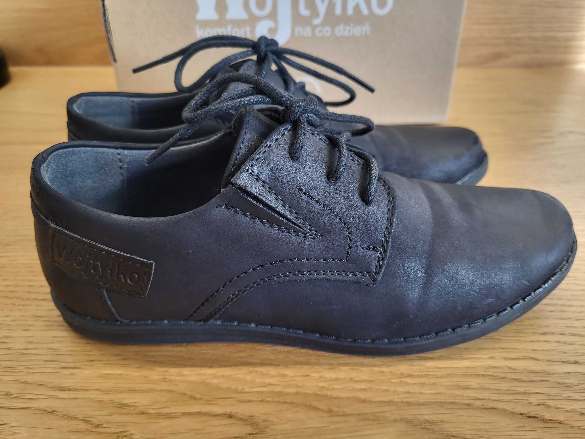 Półbuty chłopięce garniturowe eleganckie Wojtyłko r.36