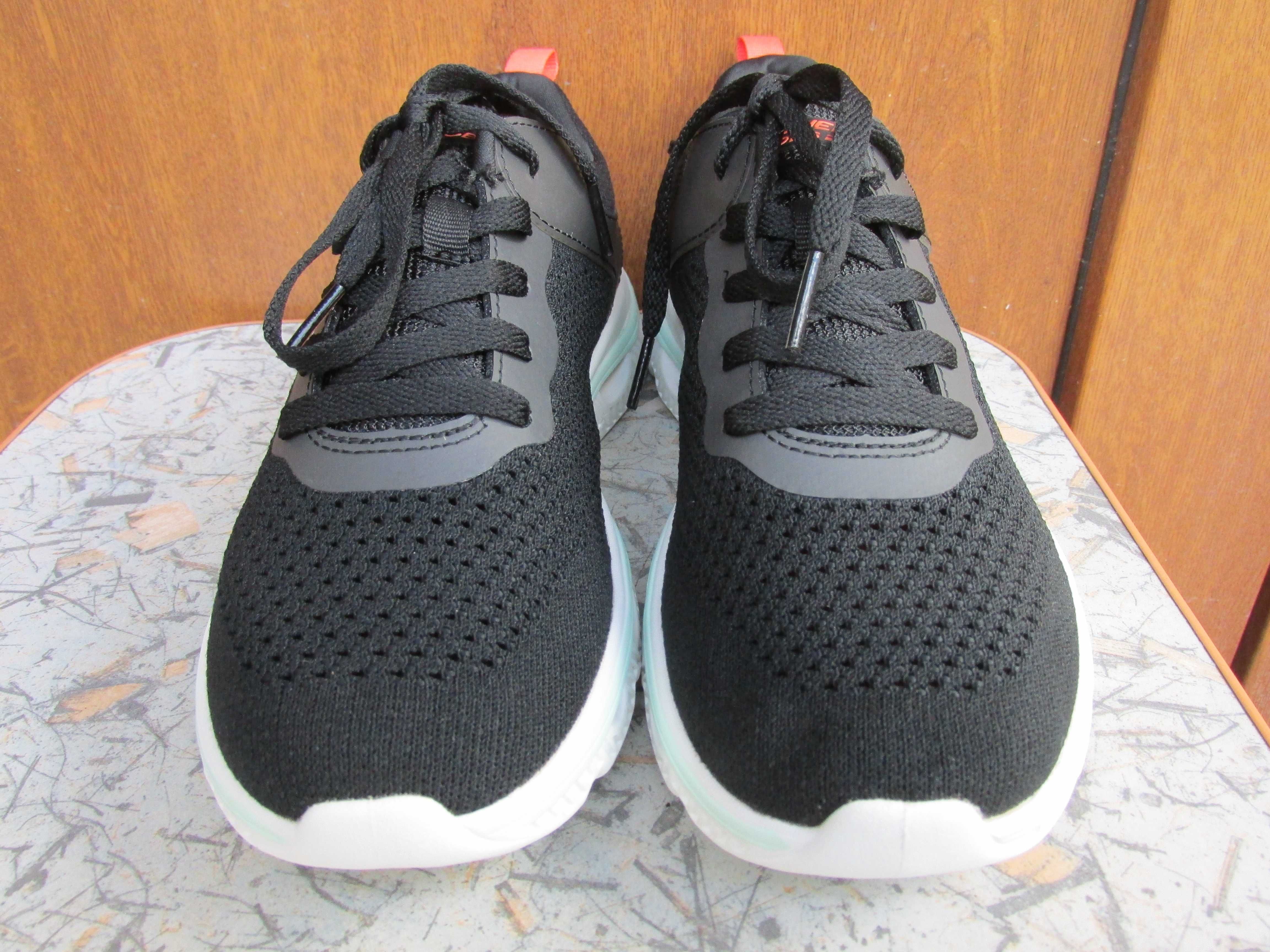 Кроссовки Skechers 37 размер