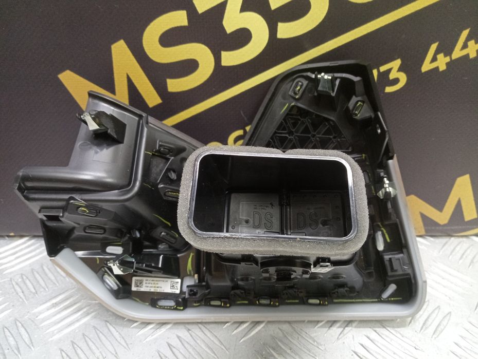 Дефлектор обдув BMW X5 G05 салон левий БМВ Х5 Г05 обдува розборка