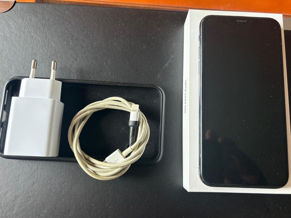 iPhone XS 64GB PRETO