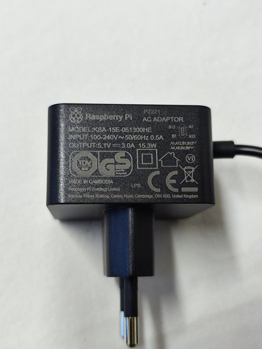 Adaptador Oficial Raspberry Pi 4 USB-C – 5.1V 3A – Como Novo