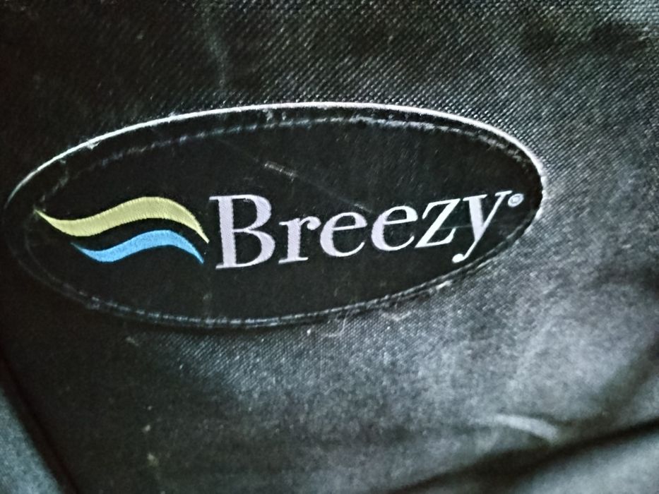 Wózek inwalidzki Breezy pełne koła lekki