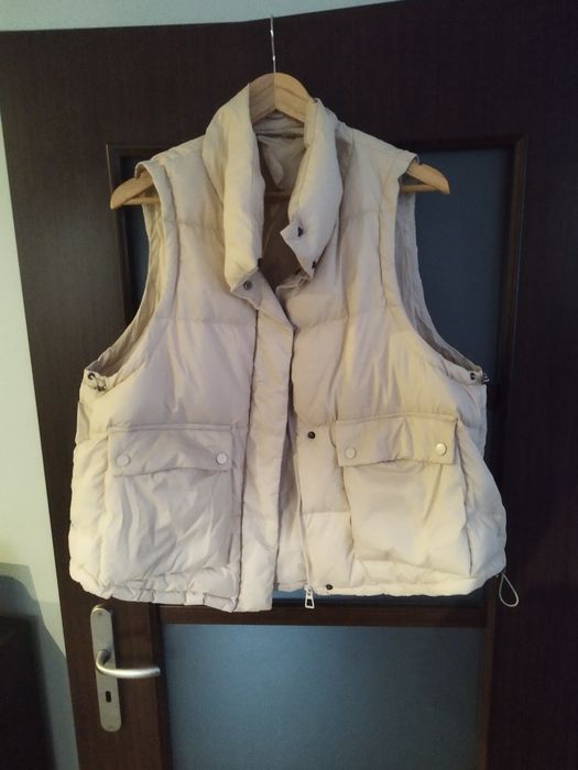 Kamizelka beżowa 44