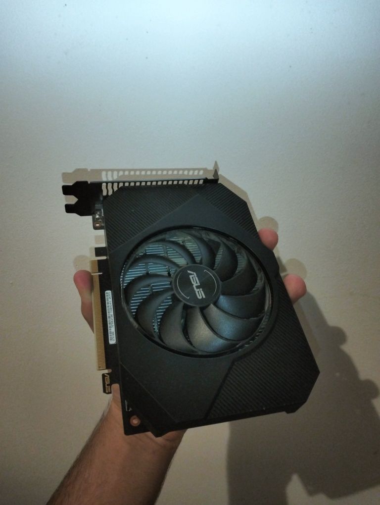 GTX 1650 4GB - GDDR5