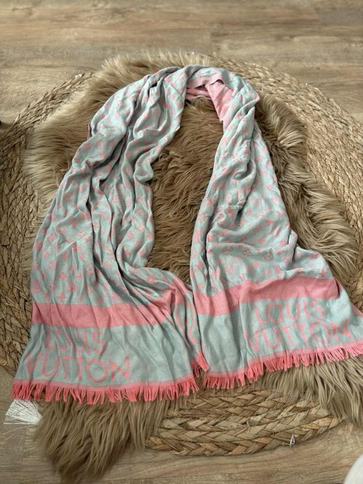 Szal damski Louis Vuitton stan bdb