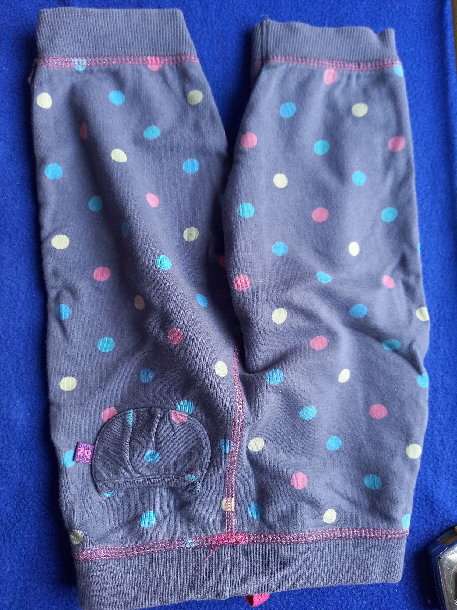 Spodnie bawełniane w kropki Debenharms- rozmiar 80
